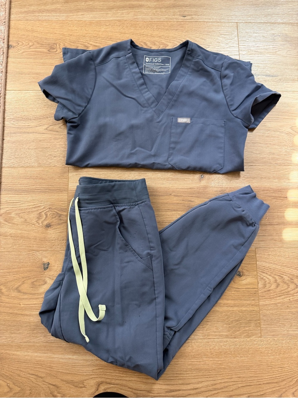 Figs Women's Space Navy Scrubs Catarina Top & Zamora Joggers